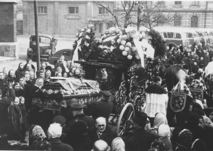 1959-03-12 pohřeb opata Švandy-04