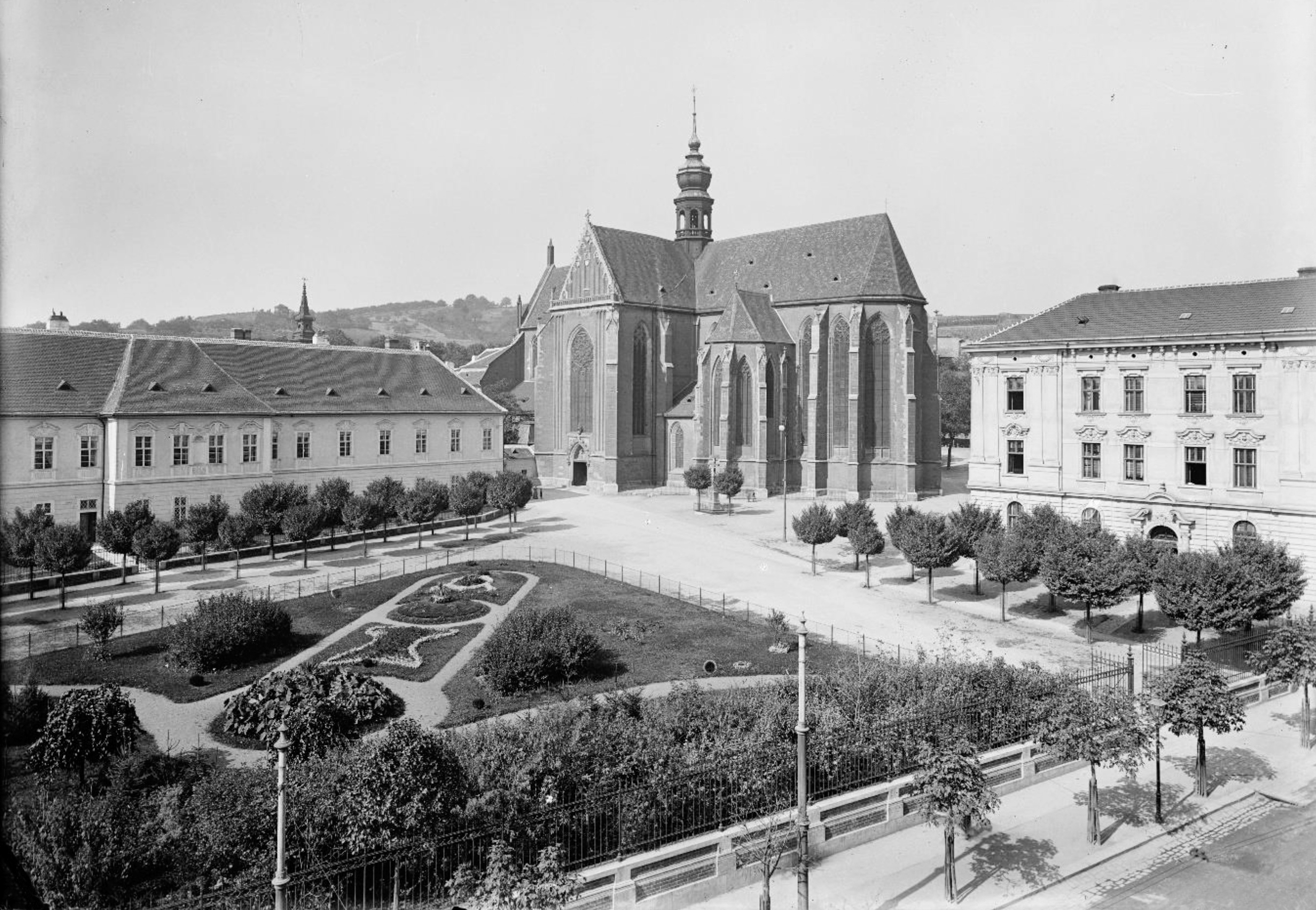 32a 1907 x kostel x opraveno