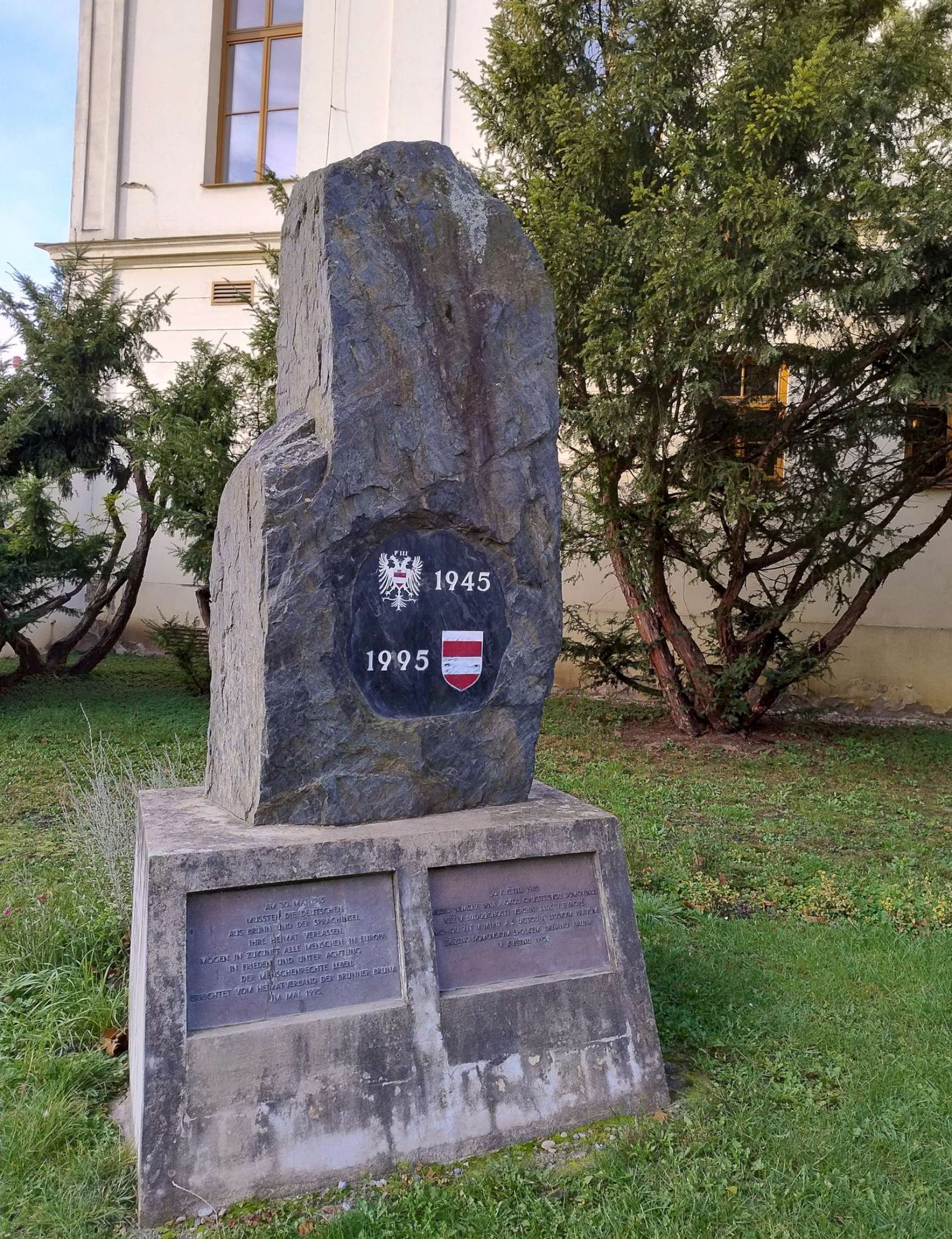 48d pomnik odsunutym Nemcum